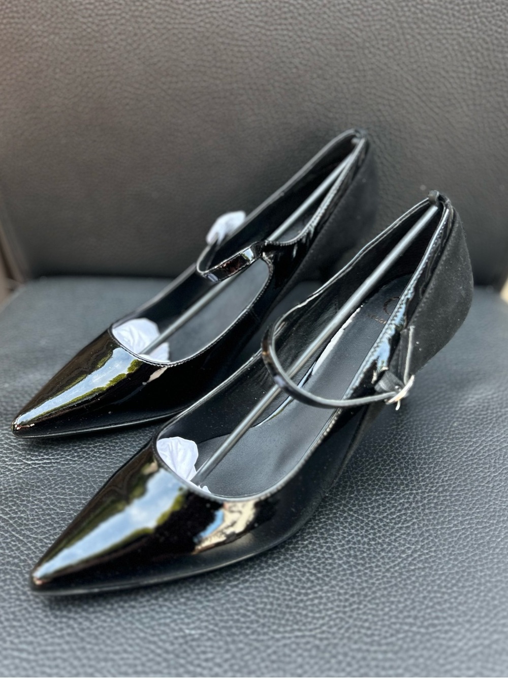 Kelsi Dagger Pumps